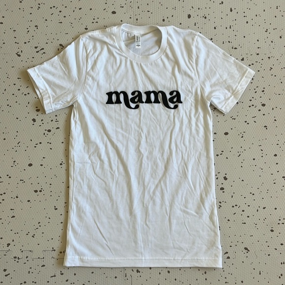 💘 WHITE TEE MAMA SHIRT - Picture 1 of 6